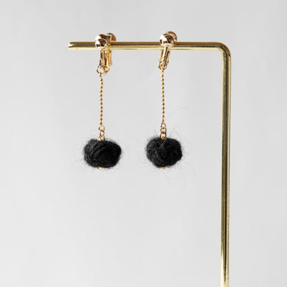 Fuwamusubi (Fluffy knot) | Earrings