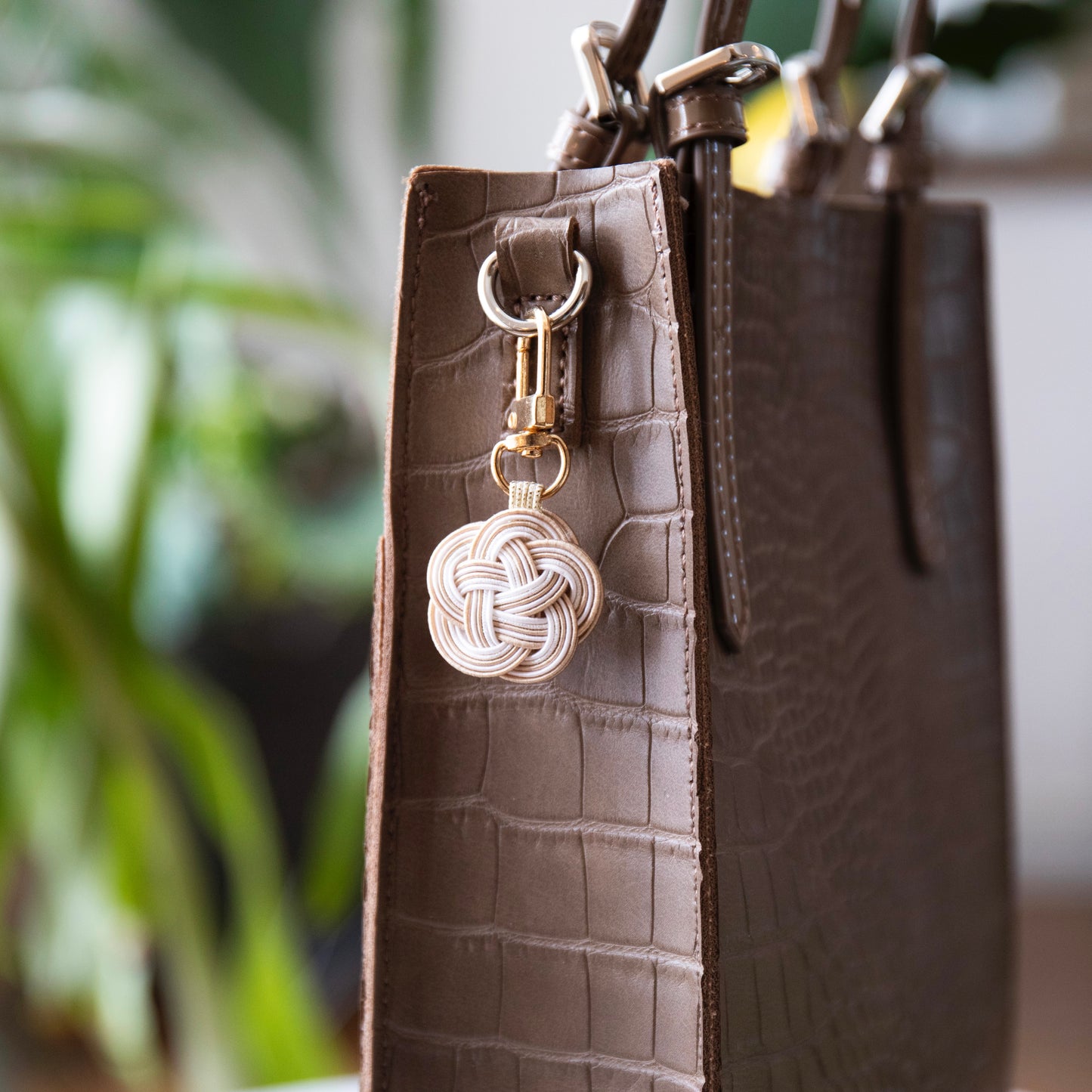 華梅｜バッグチャーム