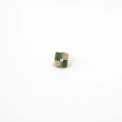 Checkered pattern | Pin badge