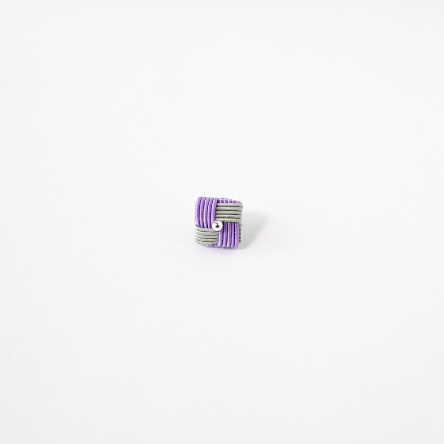 Checkered pattern | Pin badge
