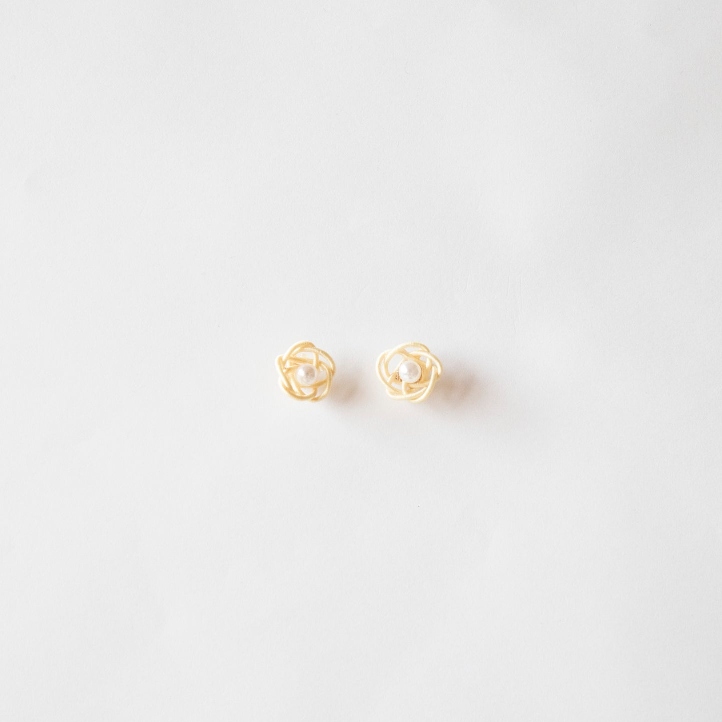 Kohana Puchi | Earrings